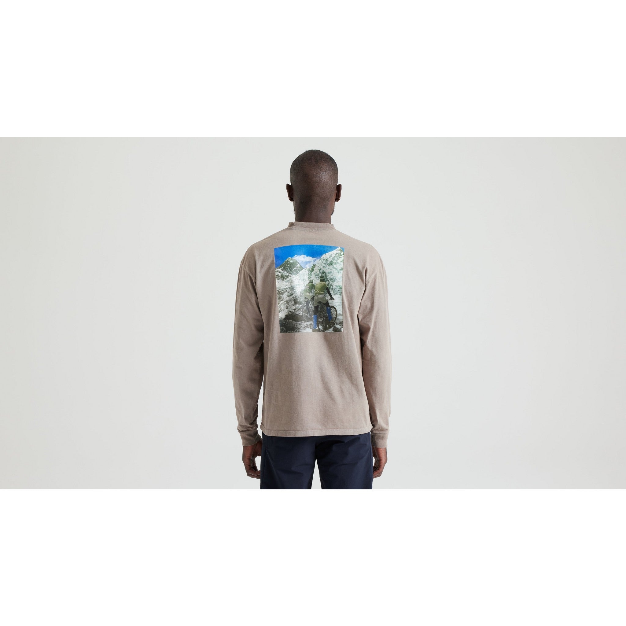 Graphic Long Sleeve Relaxed T-Shirt